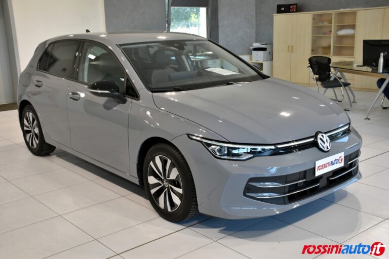 VOLKSWAGEN NEW GOLF 8.5 1.5 ETSI 150 CV DSG LIFE GOAL EDITION USATA