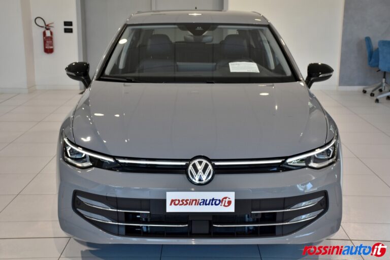 VOLKSWAGEN NEW GOLF 8.5 1.5 ETSI 150 CV DSG LIFE GOAL EDITION USATA