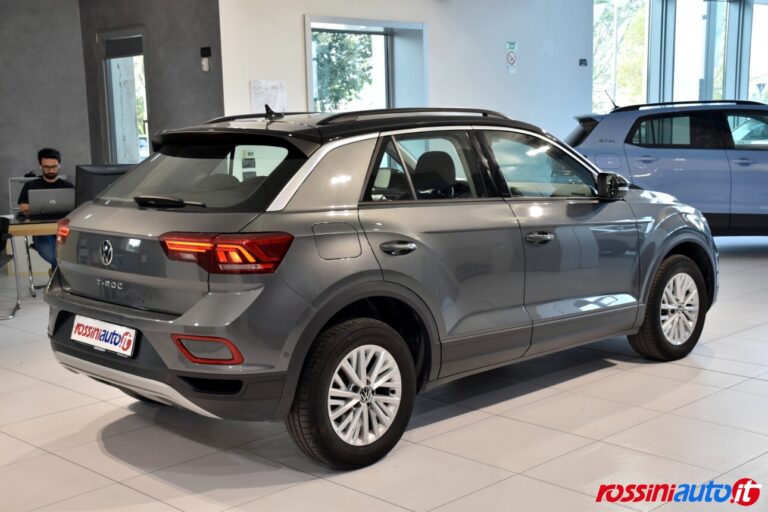 VOLKSWAGEN NEW T-ROC 1.0 TSI 110 CV LIFE USATO