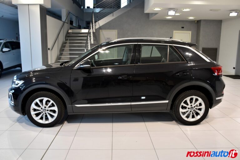 VOLKSWAGEN NEW T-ROC 1.0 TSI 110 CV STYLE USATA