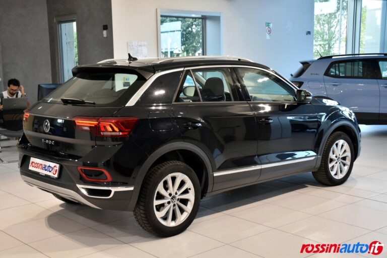 VOLKSWAGEN NEW T-ROC 1.0 TSI 110 CV STYLE USATA